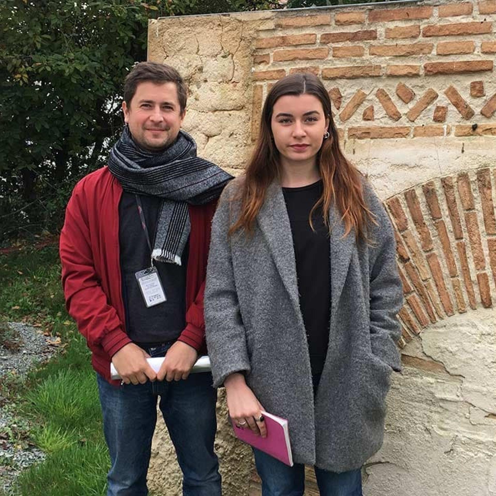 Anaïs Barreaud, étudiante en scénographie en stage au Puy du Fou